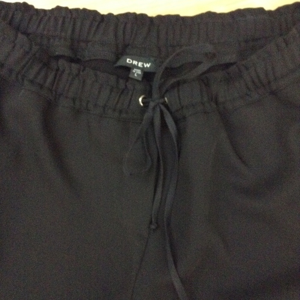 DREW Women's Black Pull On Casual Pants